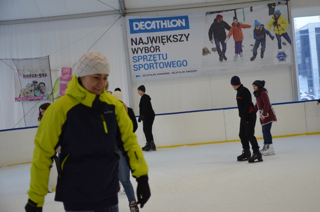 Wycieczka na lodowisko Ligawa oraz do kina Cinema City Kinepolis do Poznania