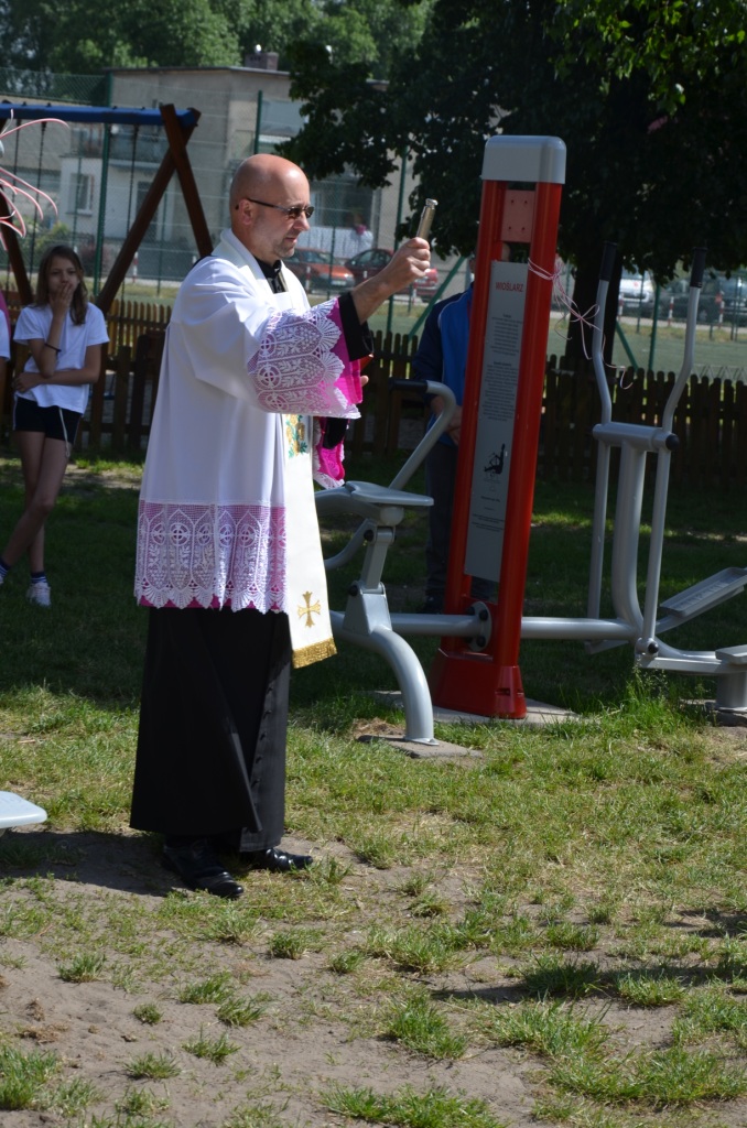 Otwarcie si�owni zewn�trznej przy naszej szkole