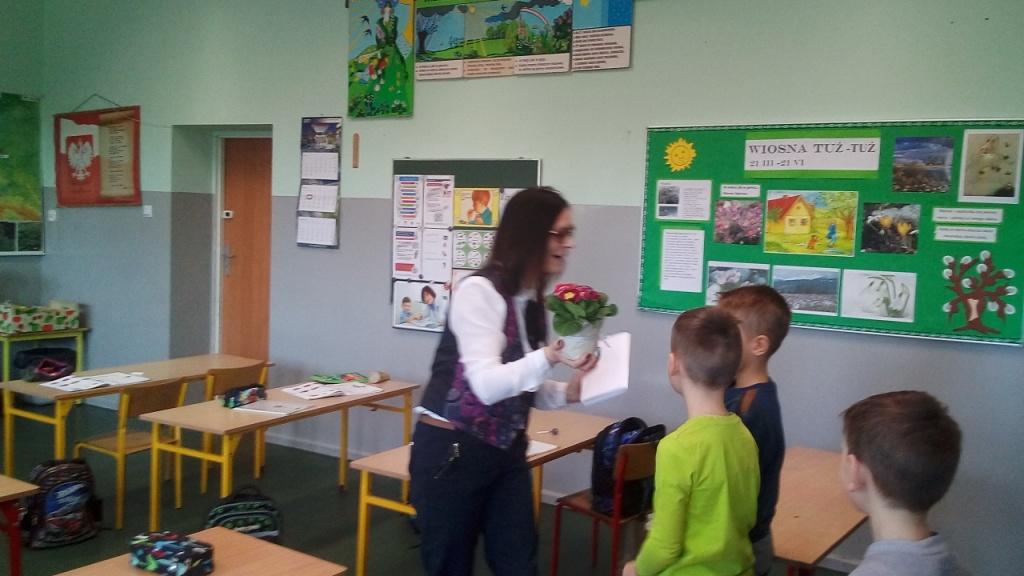 Pogadanka dla uczni�w klas II szko�y podstawowej z Pani� piel�gniark� na temat: Znaczenie sk�ry dla zdrowia