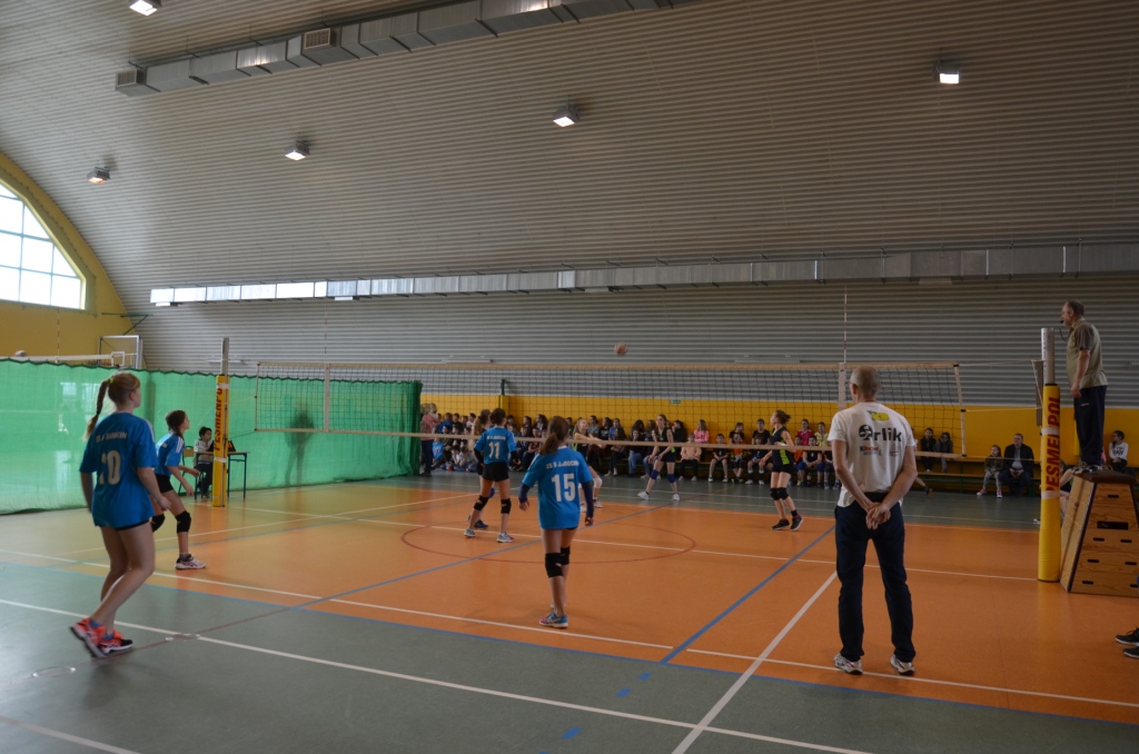 Mistrzostwa Powiatu Jaroci�skiego w Pi�ce Siatkowej Dziewcz�t i Ch�opc�w Szk� Podstawowych 2017