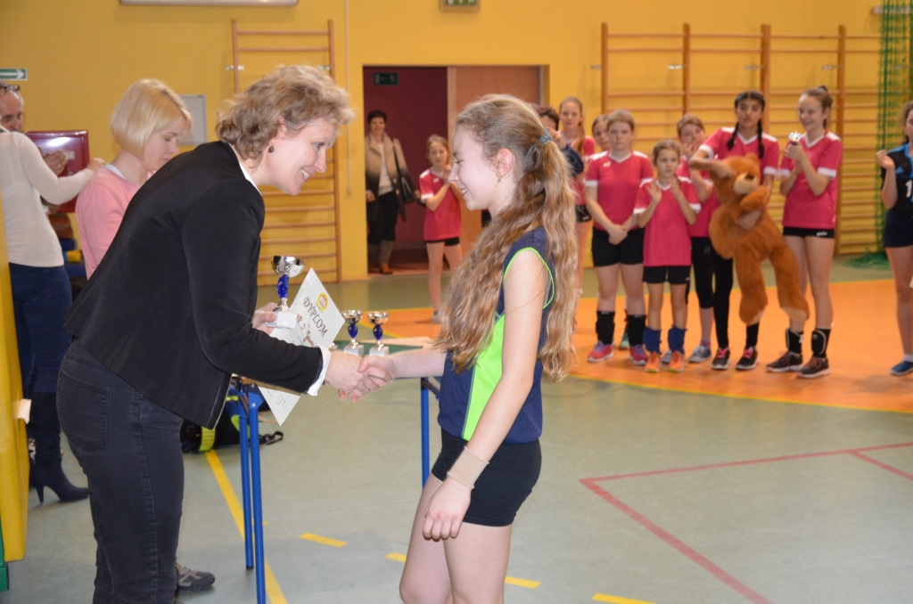 Mistrzostwa Powiatu Jaroci�skiego w Pi�ce Siatkowej Dziewcz�t i Ch�opc�w Szk� Podstawowych 2017