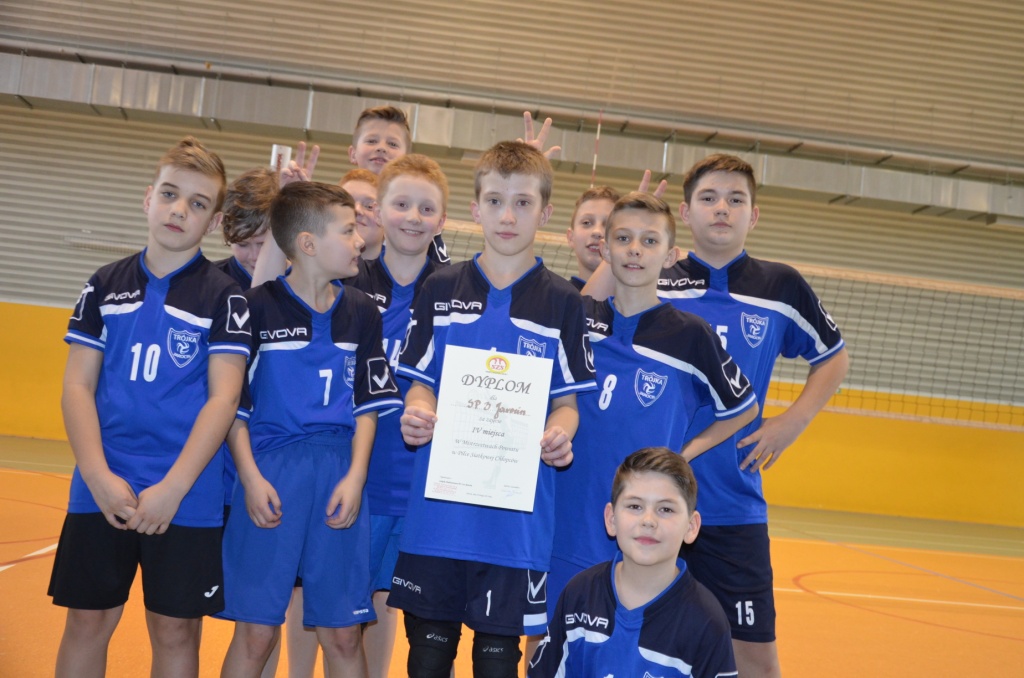 Mistrzostwa Powiatu Jaroci�skiego w Pi�ce Siatkowej Dziewcz�t i Ch�opc�w Szk� Podstawowych 2017