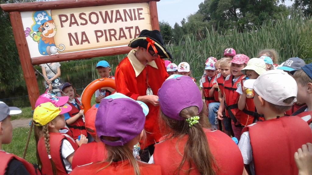 Wycieczka uczni�w klasy zero i klasy pierwszej do Nenufar Club w Ko�cianie