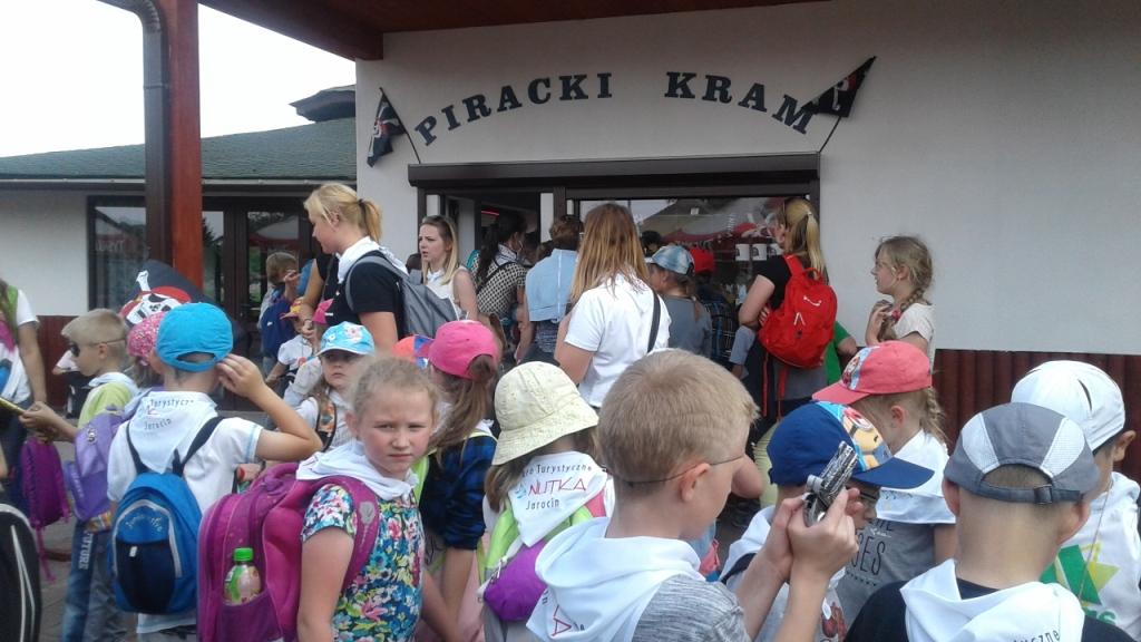 Wycieczka uczni�w klasy zero i klasy pierwszej do Nenufar Club w Ko�cianie