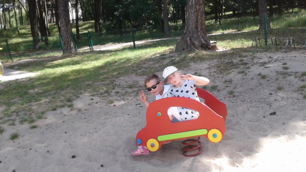 Wycieczka uczni�w klasy pierwszej do Parku