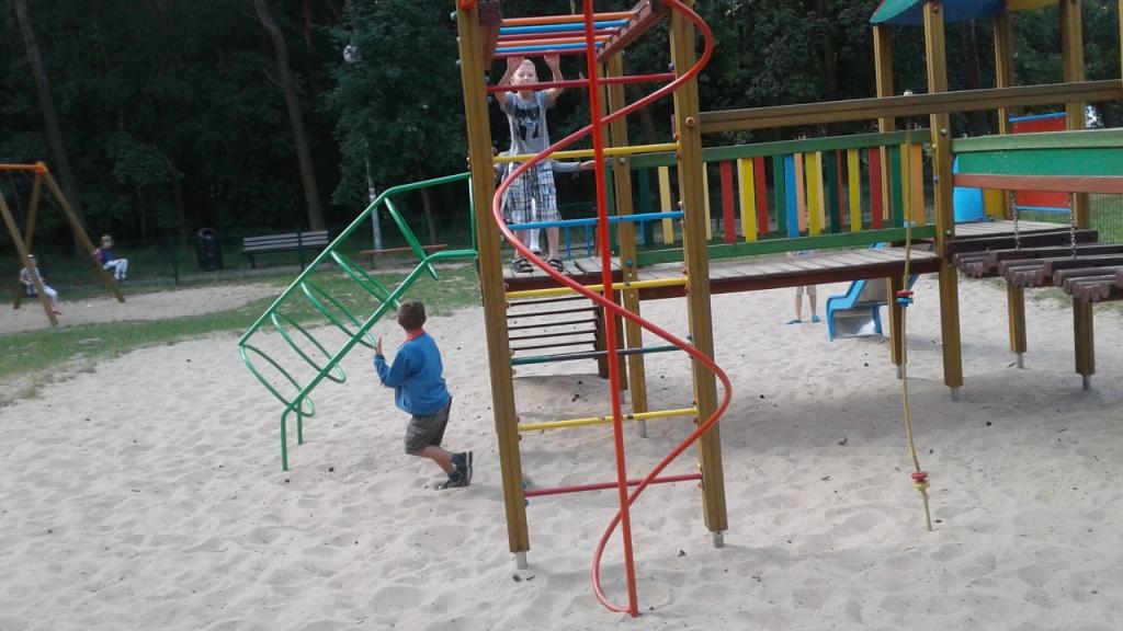 Wycieczka uczni�w klasy pierwszej do Parku