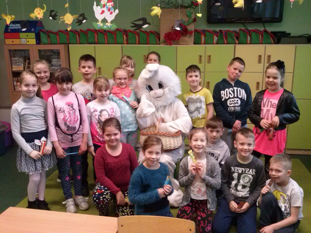 Zaj�czek wielkanocny u maluch�w 2017