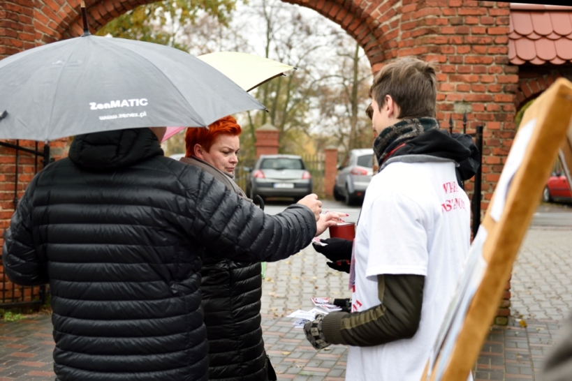 Zbi�rka na renowacj� mogi� powsta�c�w wielkopolskich Bartczak 2016