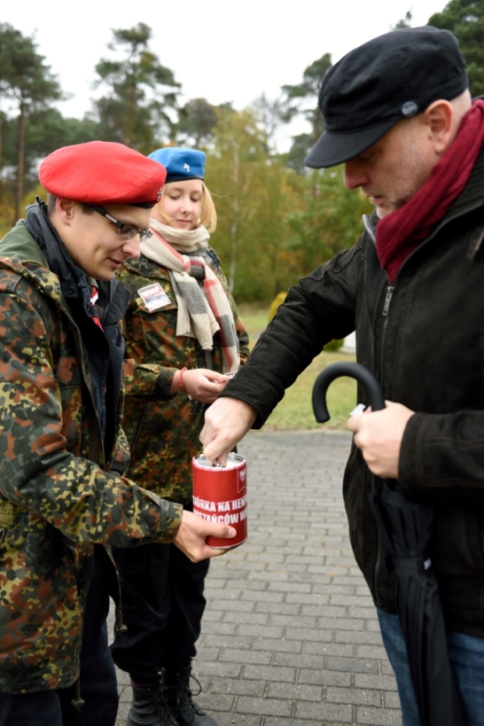 Zbi�rka na renowacj� mogi� powsta�c�w wielkopolskich Bartczak 2016