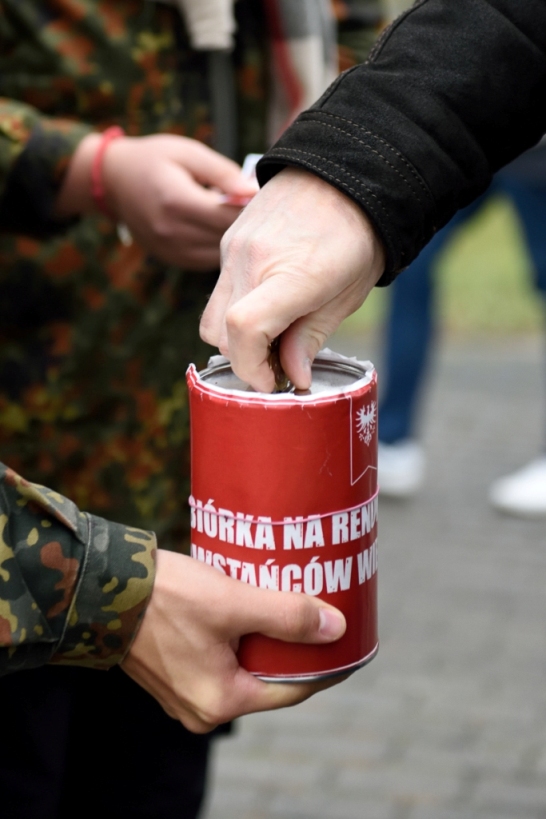 Zbi�rka na renowacj� mogi� powsta�c�w wielkopolskich Bartczak 2016