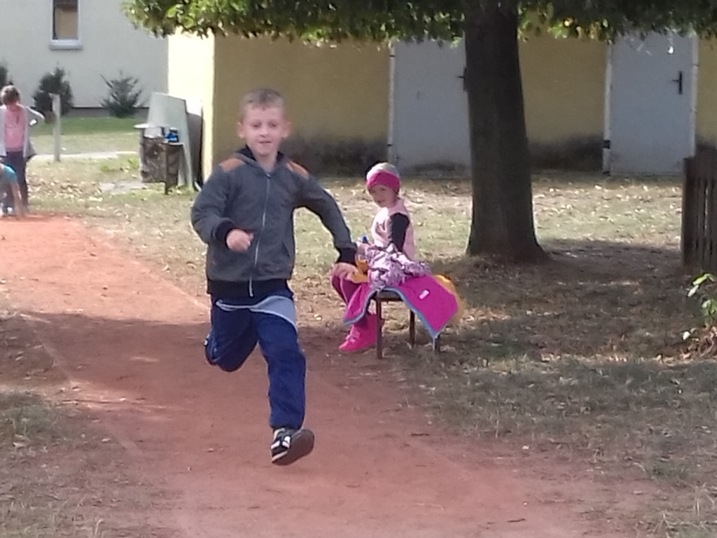 Zaj�cia ruchowe w klasie zero