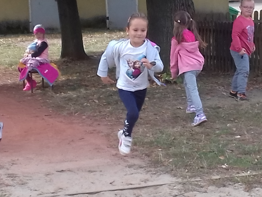 Zaj�cia ruchowe w klasie zero