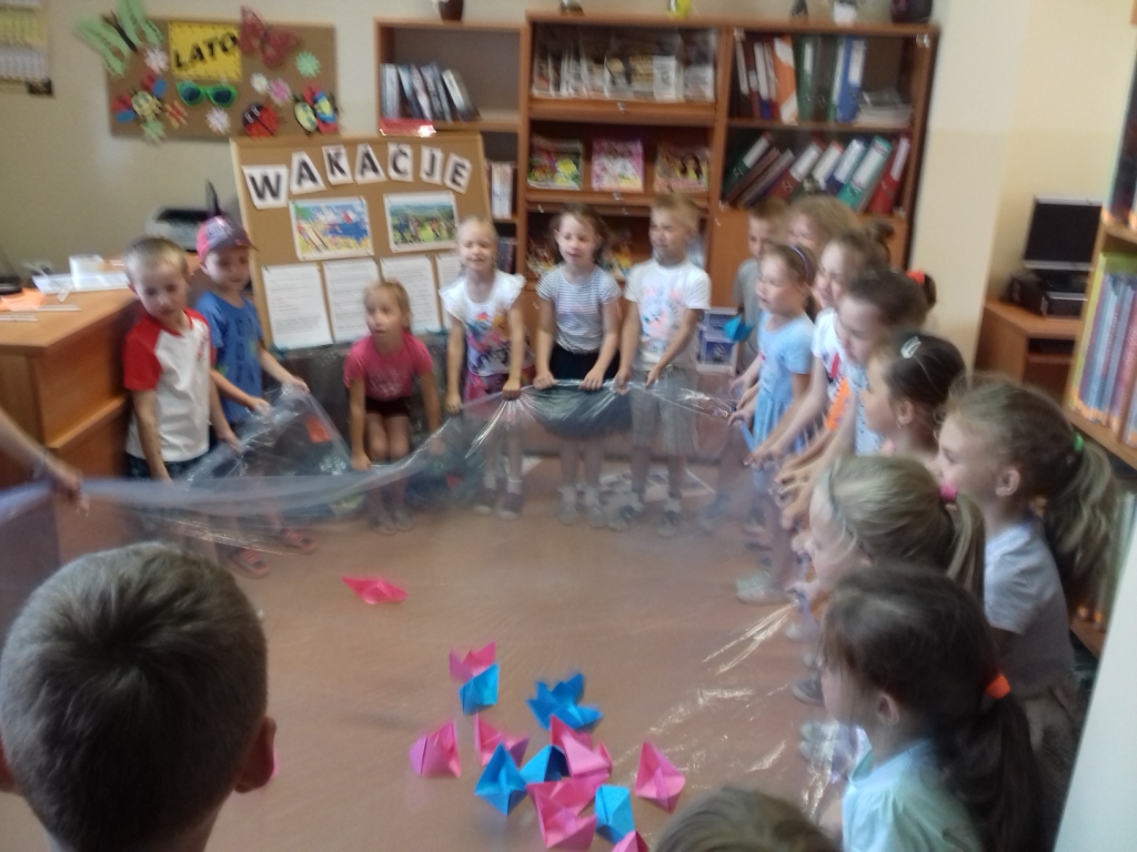 Zer�wka z przedwakacyjn� wizyt� w bibliotece