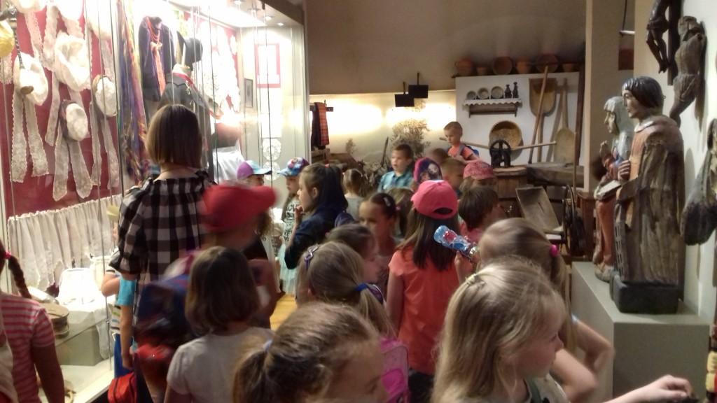 Wycieczka do Muzeum Regionalnego uczni�w  zer�wki 2017