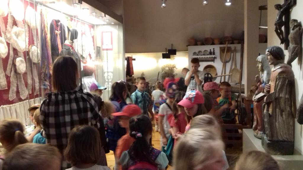 Wycieczka do Muzeum Regionalnego uczni�w  zer�wki 2017