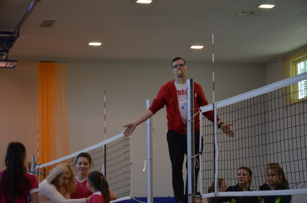 Mistrzostwa Powiatu Jaroci�skiego w pi�ce siatkowej dziewcz�t i ch�opc�w szk� podstawowych 2018