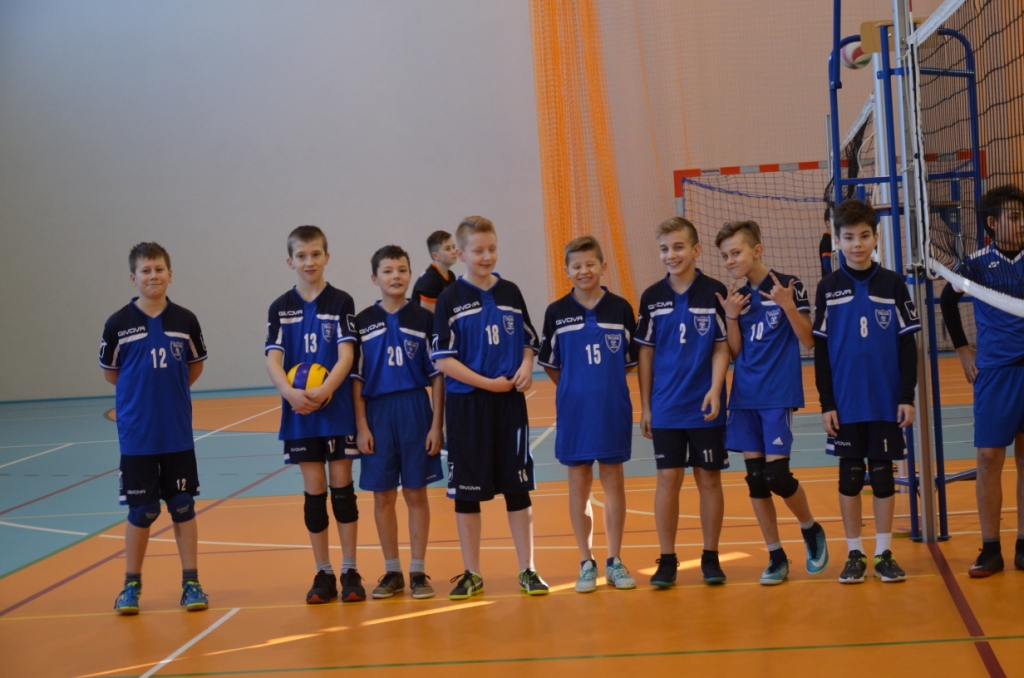 Mistrzostwa Powiatu Jaroci�skiego w pi�ce siatkowej dziewcz�t i ch�opc�w szk� podstawowych 2018
