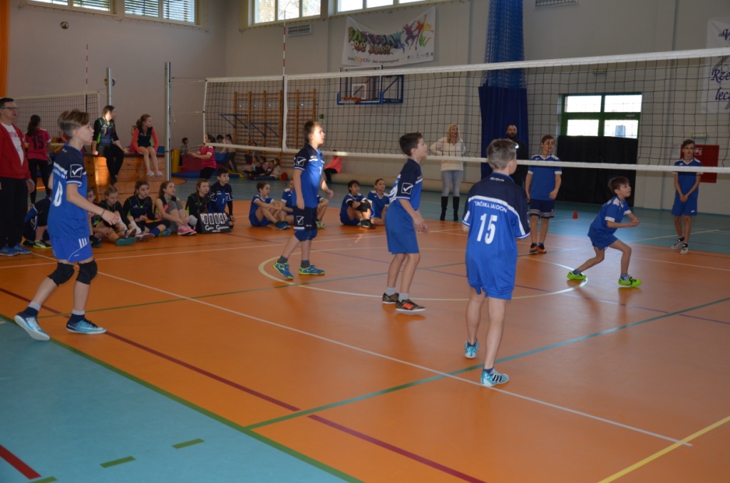 Mistrzostwa Powiatu Jaroci�skiego w pi�ce siatkowej dziewcz�t i ch�opc�w szk� podstawowych 2018