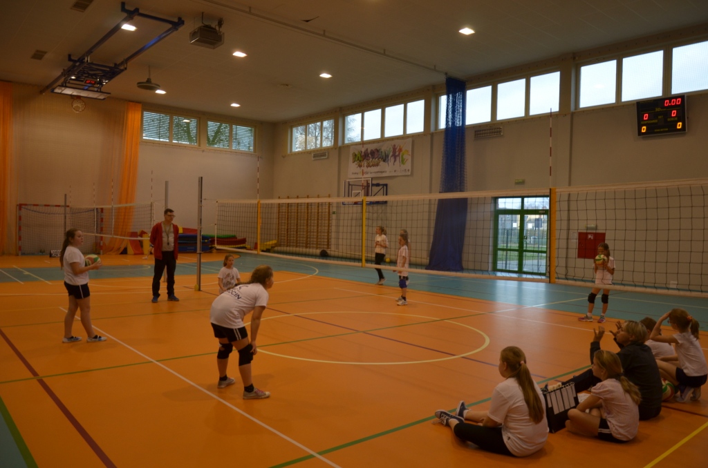 Mistrzostwa szko�y w mini pi�ce siatkowej 2017