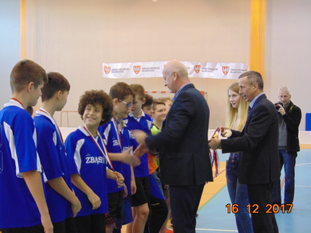 Fina� Wojew�dzki Igrzysk Dzieci w Unihokeju ch�opc�w 2017